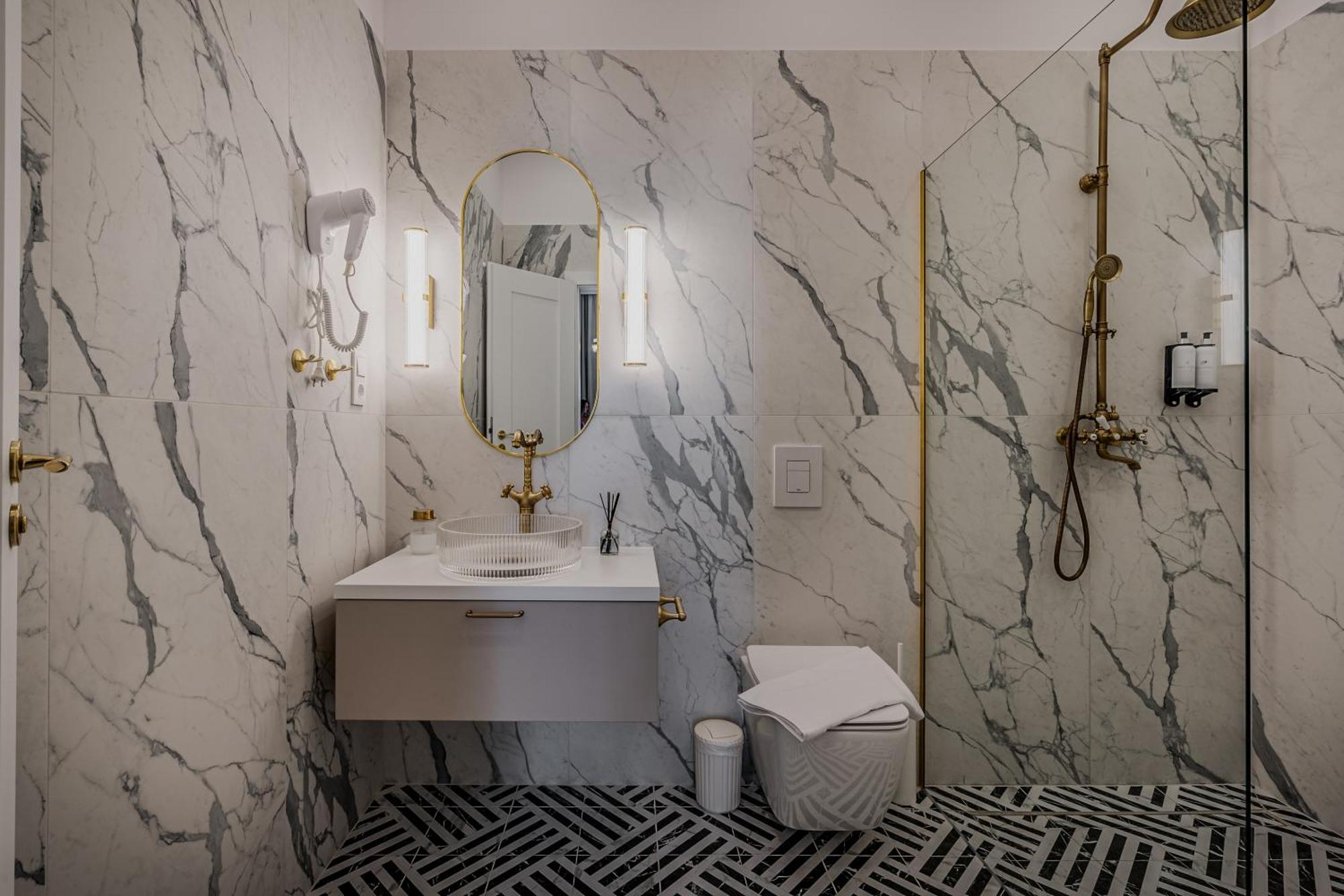 Timeless Boutique Suites By Bqa Budapest Exterior photo